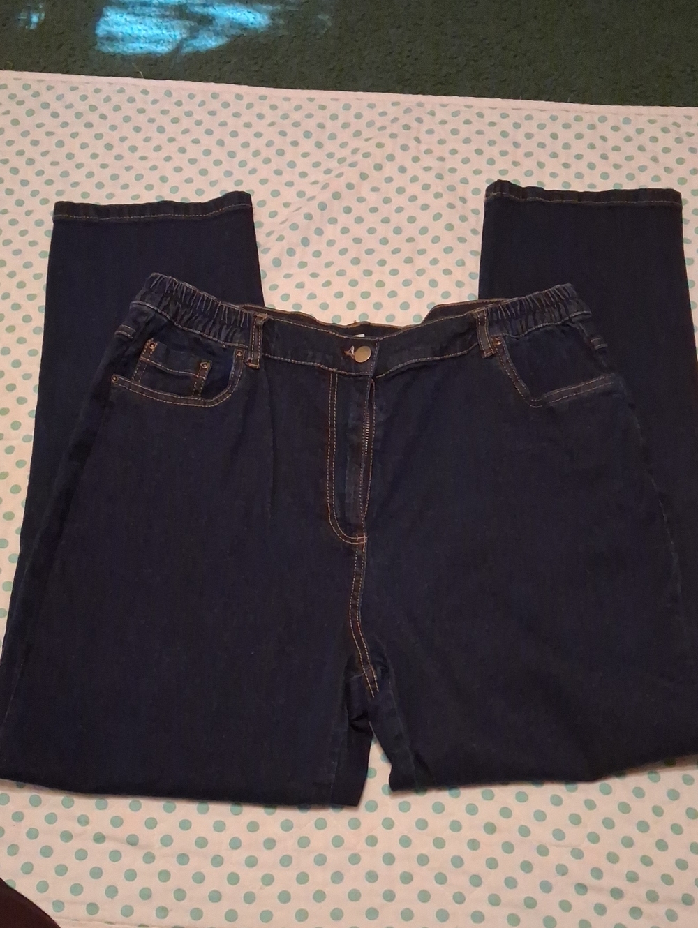Blair Woman's Relaxed Dark Blue Jeans with Contrast Stitching Sz 16